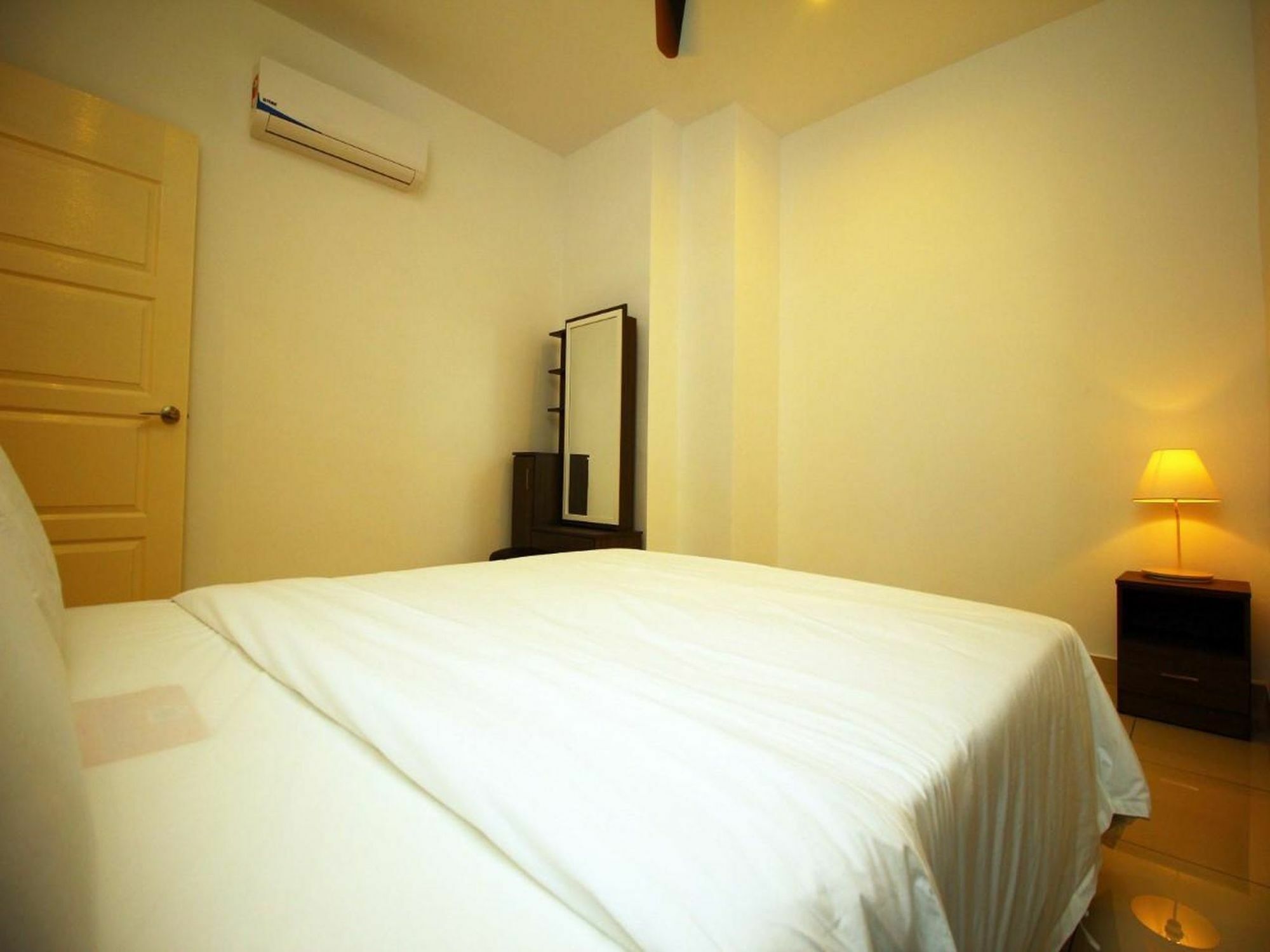Mansion One Service Apartment George Town Dış mekan fotoğraf